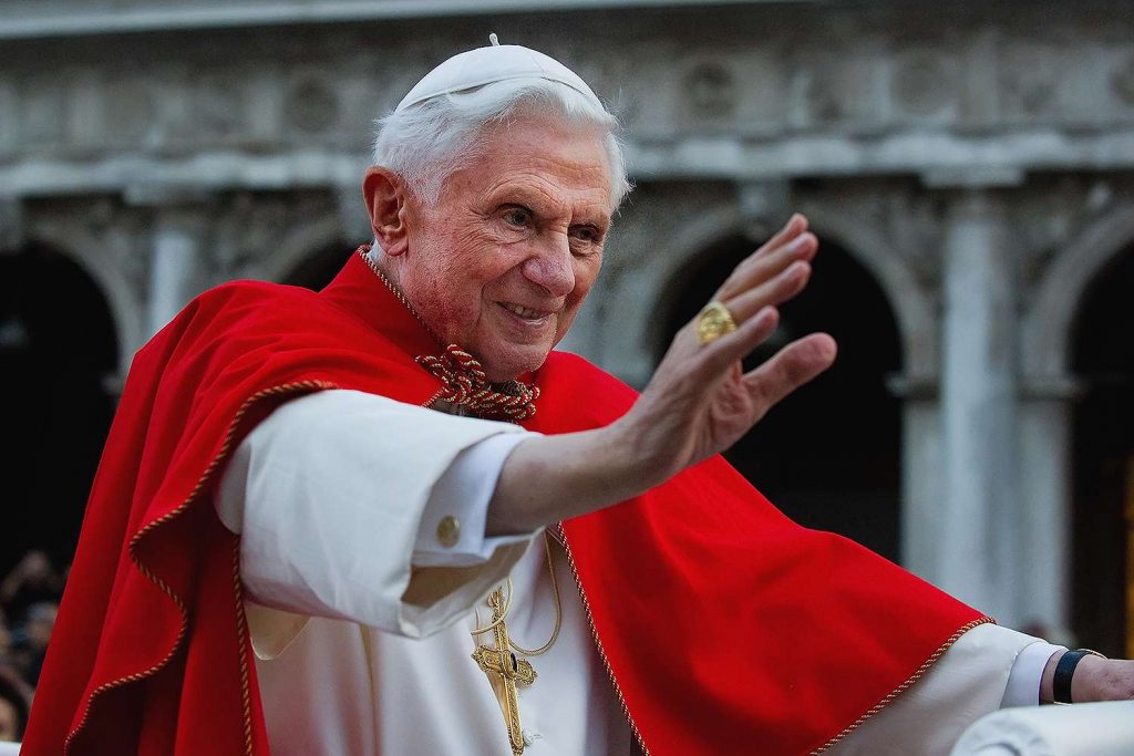 Prime Minister Pays Tribute to Pope Emeritus Benedict XVI